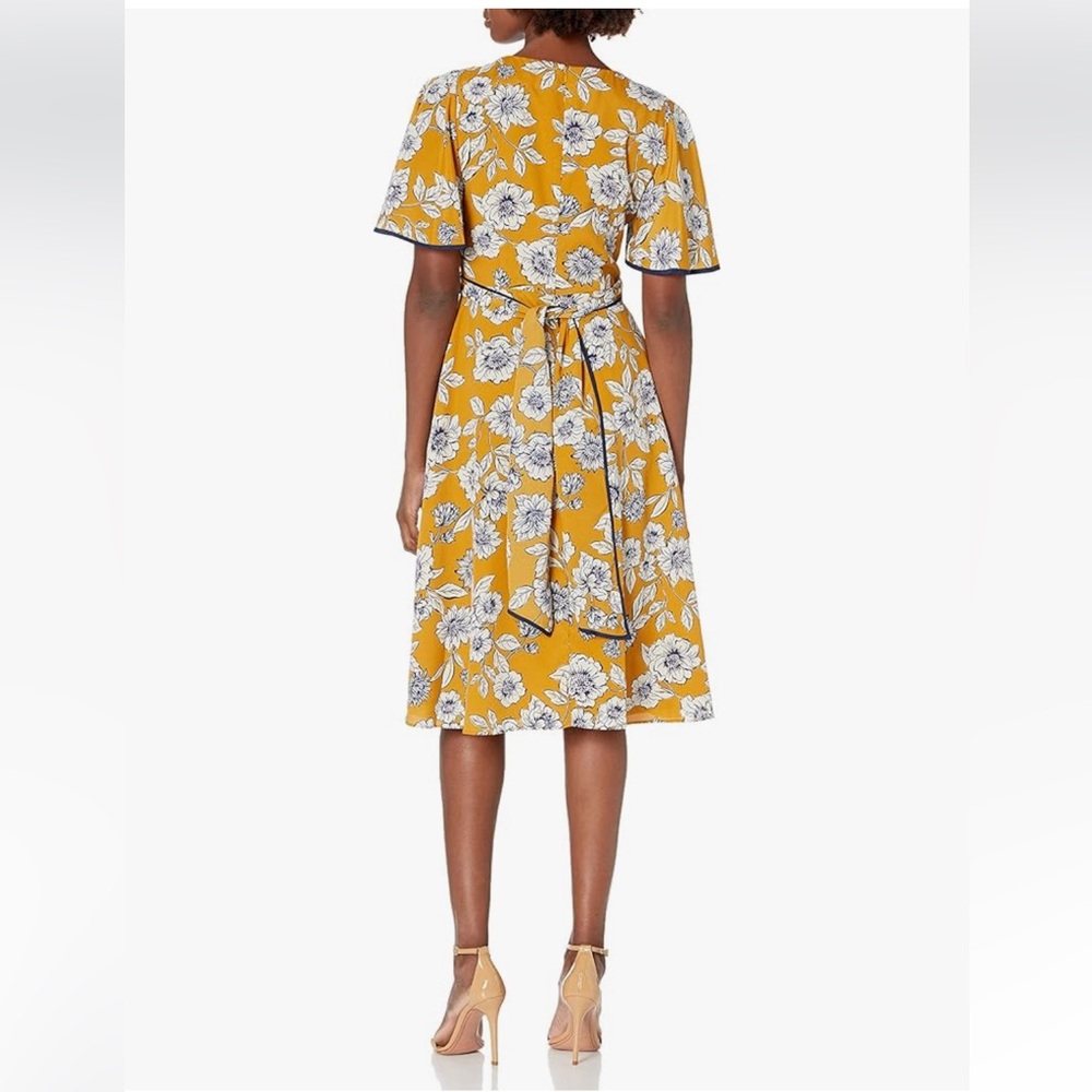 Eliza J Floral Dress Womens Size 8 Mustard Yellow Flutter Sleeve - Picture 3 of 11